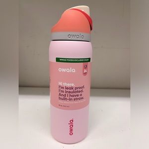Owala Peachy Rose 32 oz. Free sip. Never used
